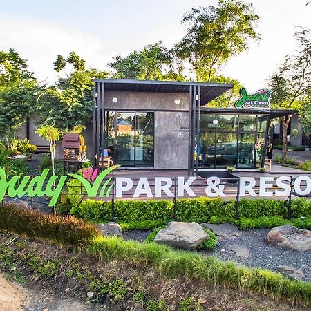 Buriram Judy Park & Resort Buitenkant foto