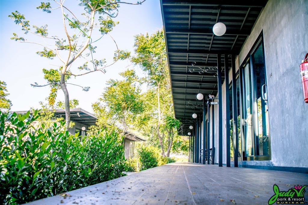 Buriram Judy Park & Resort Buitenkant foto