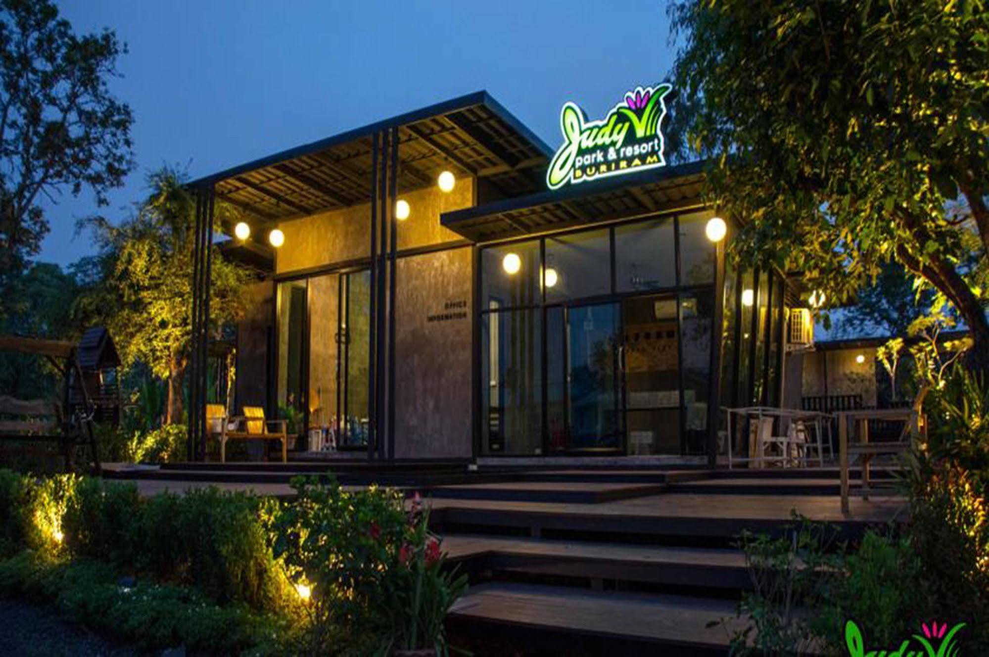 Buriram Judy Park & Resort Buitenkant foto