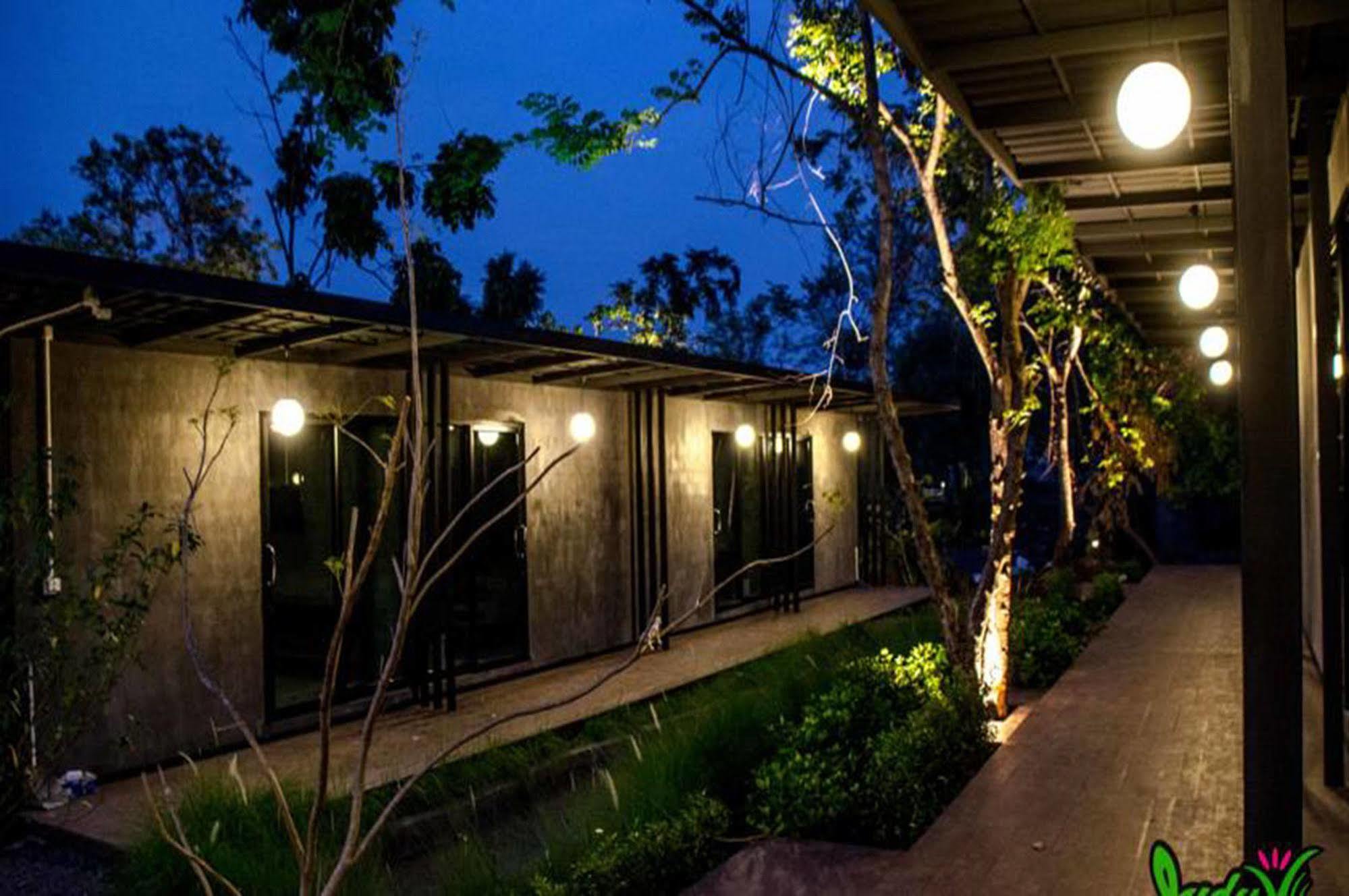 Buriram Judy Park & Resort Buitenkant foto